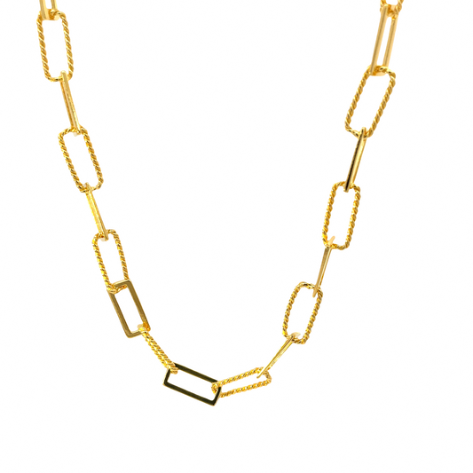 Paper clip necklace with gold finish