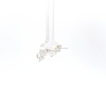 Ohrstecker in Blumenform aus 925er Silber mit Kristallakzent