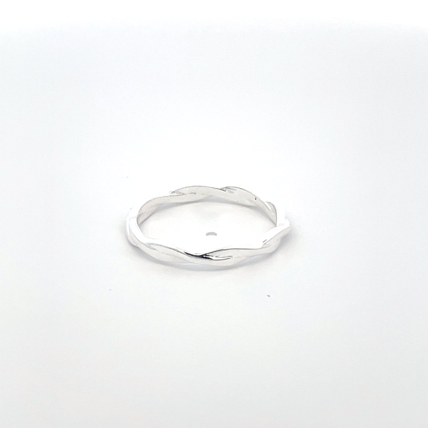 925 Silver Delicate Twist Ring – Minimalist Elegance