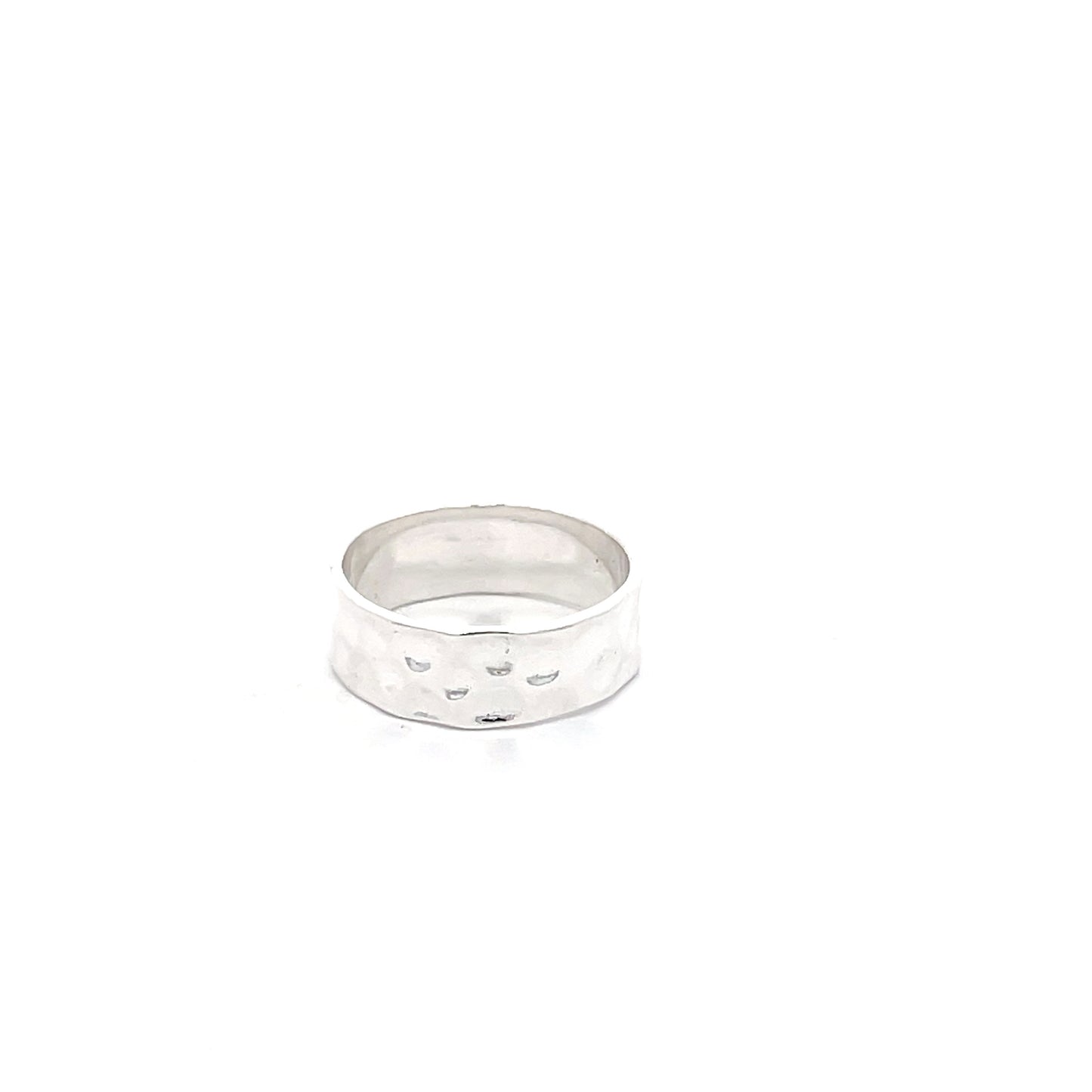 925 Silver Hammered Band Ring – Textured Elegance