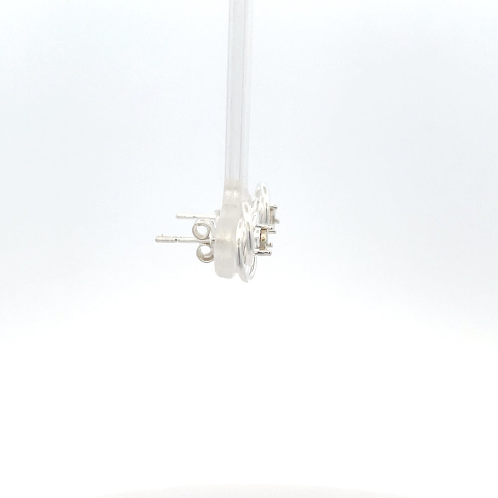 Ohrstecker aus 925er Sterlingsilber mit Spiralknoten-Design