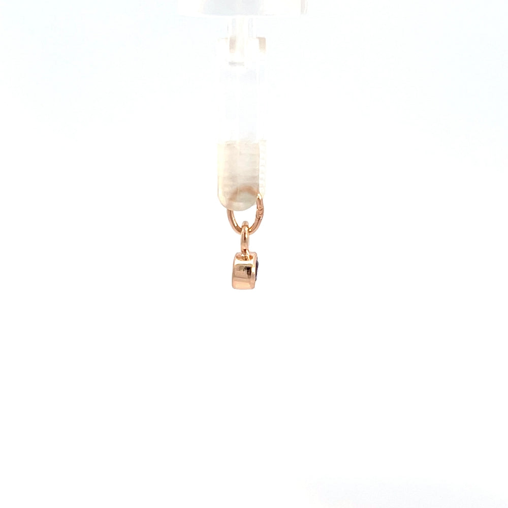 Anhänger aus rosévergoldetem 925er Sterlingsilber mit blauem Stein