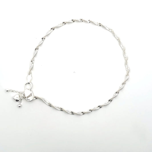 Fußkettchen aus 925er Silber mit Herzanhänger und kleinen Kugeln