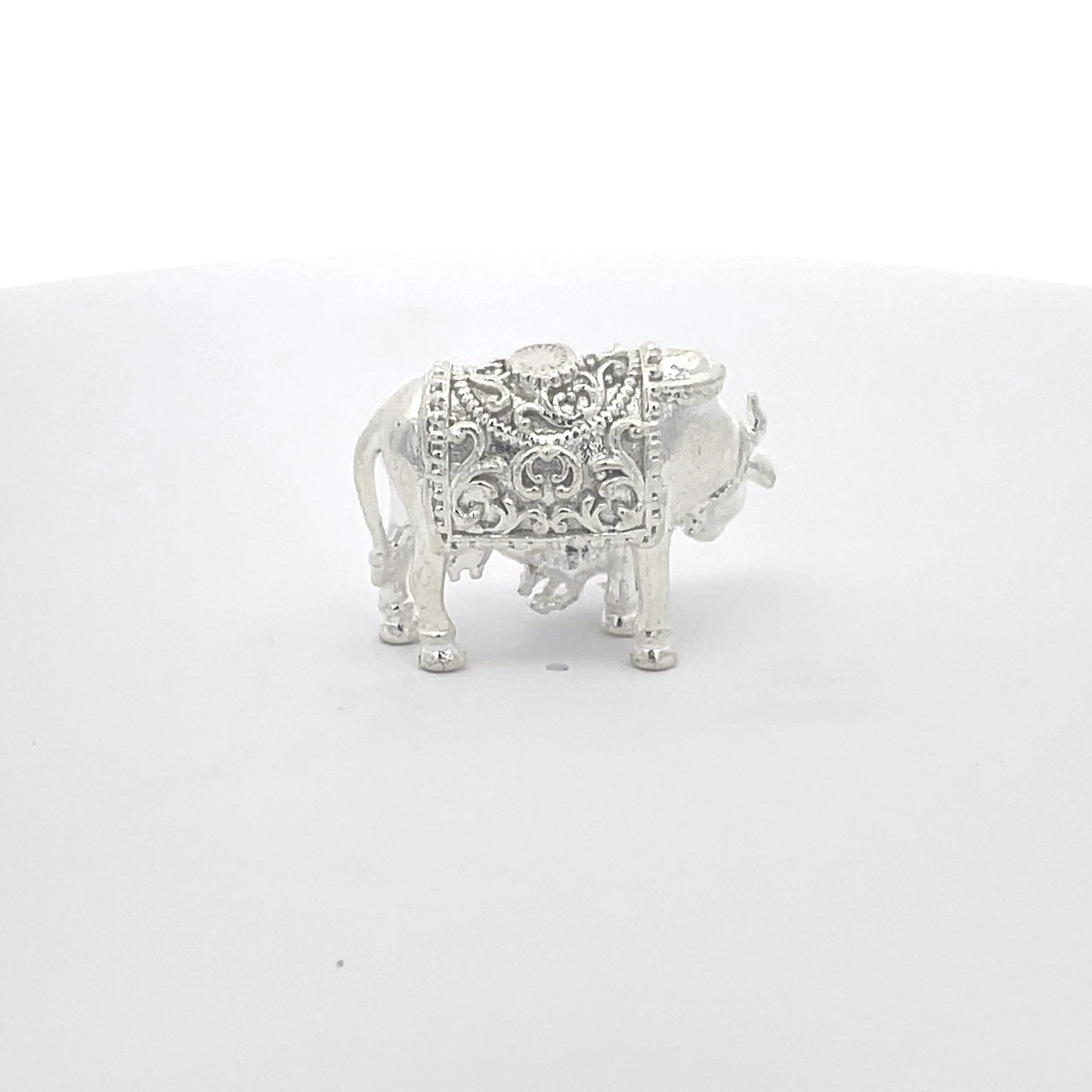 925 Silver Large Cow and Calf Idol – Ornate Design