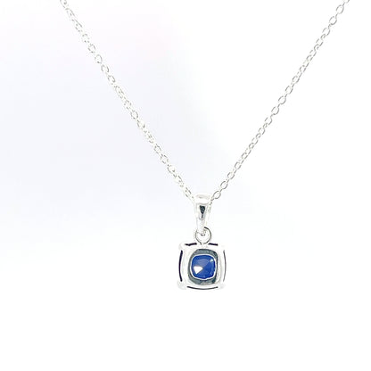 925er Silber blauer Kissenschliff-Anhänger mit Kette