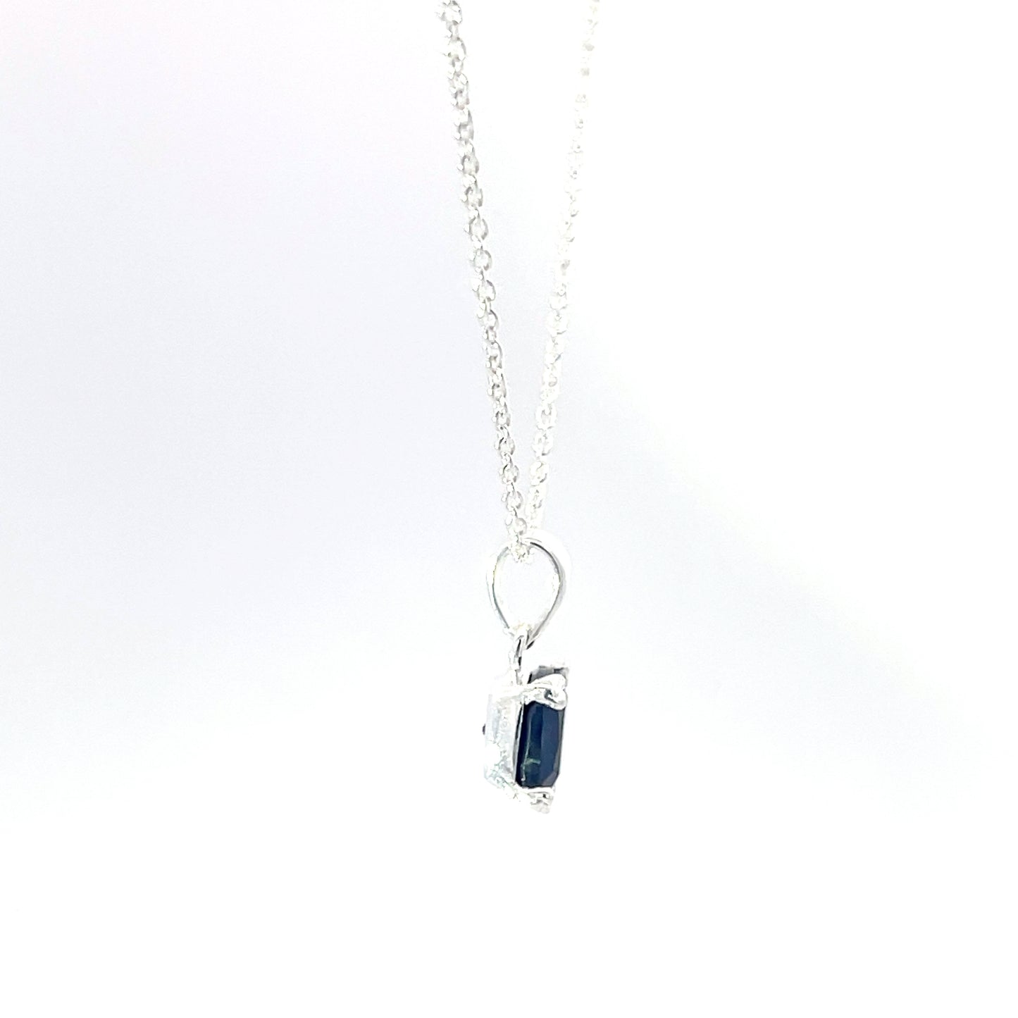 925er Silber blauer Kissenschliff-Anhänger mit Kette