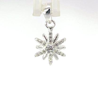 Halskette aus 925er Sterlingsilber mit Zirkonia-Sternenanhänger