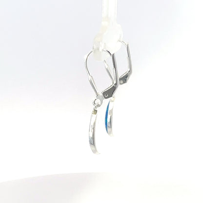 Ohrring aus 925er Silber mit blauem Harzakzent