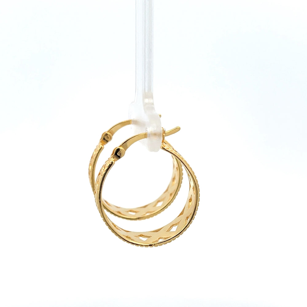 Creolen aus 925er Sterlingsilber, 14 Karat gelbvergoldet, mit strukturiertem Design