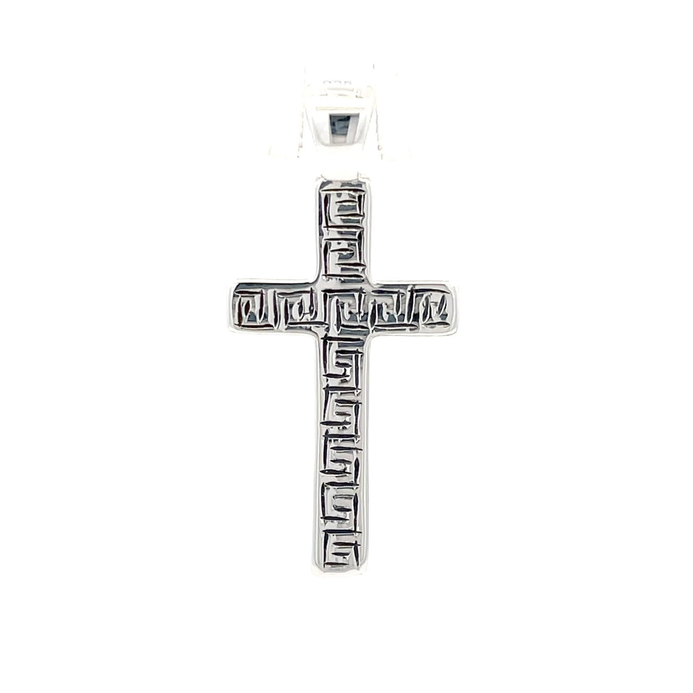 Kreuzanhänger aus 925er Sterlingsilber mit geometrischem Mäandermuster