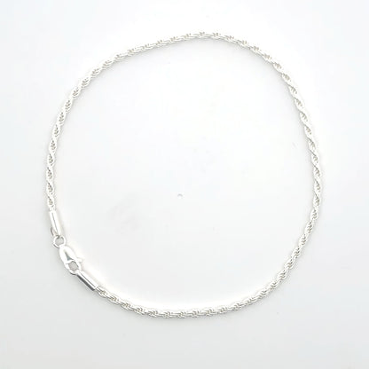 Fußkettchen aus gedrehtem 925er Silber – Zeitlose Schlichtheit