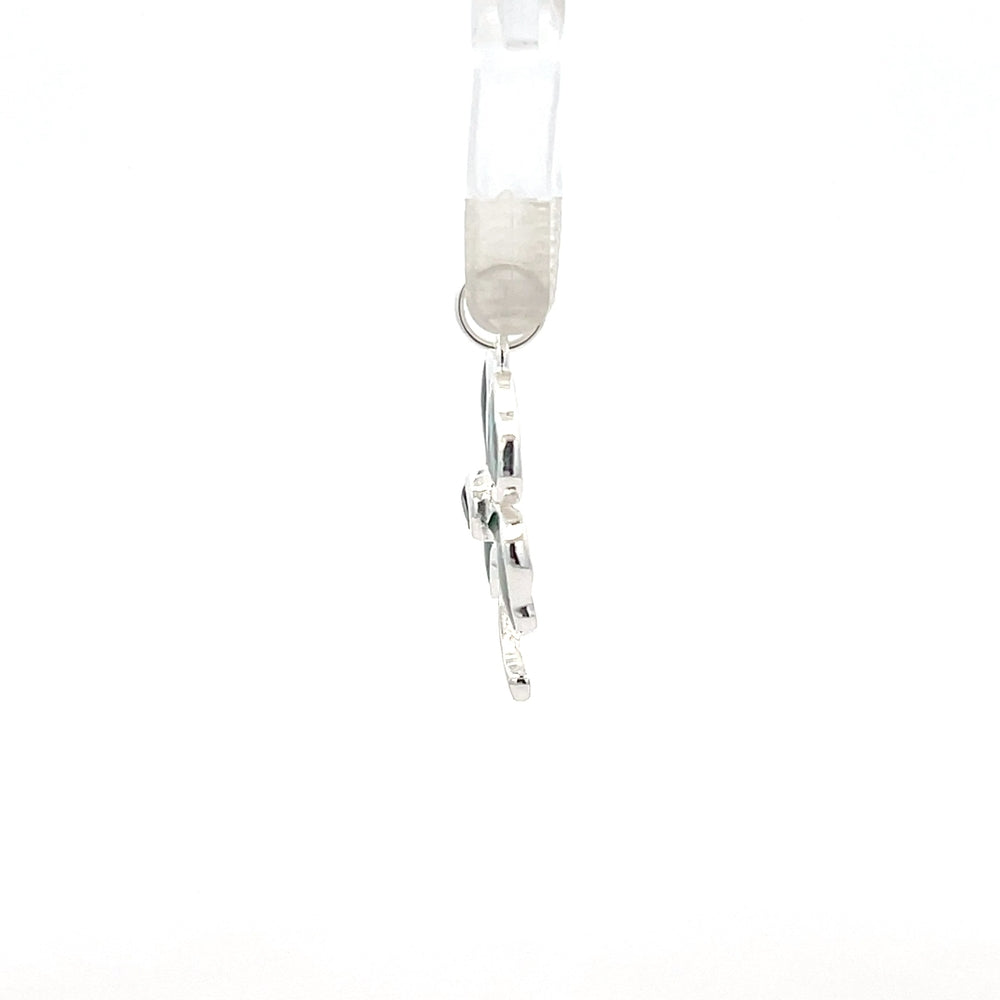 Anhänger in Form eines vierblättrigen Kleeblatts aus 925er Sterlingsilber mit grüner Emaille