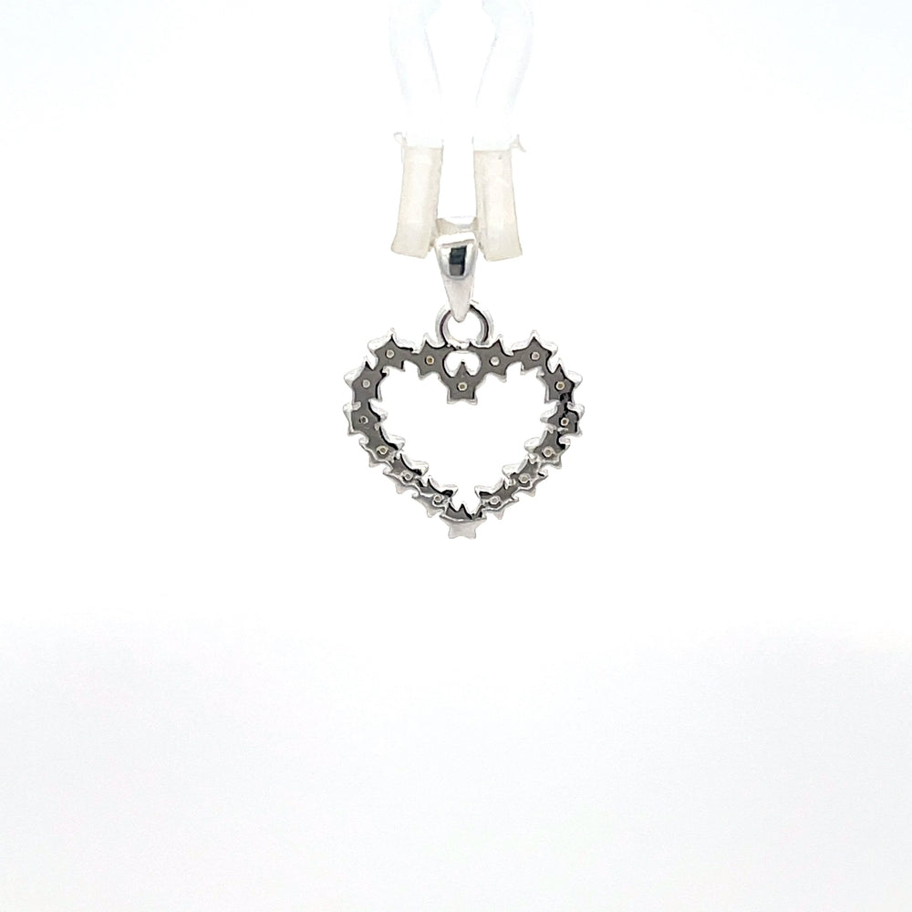 Sternenherz-Anhänger aus 925er Sterlingsilber mit Zirkonia-Akzenten