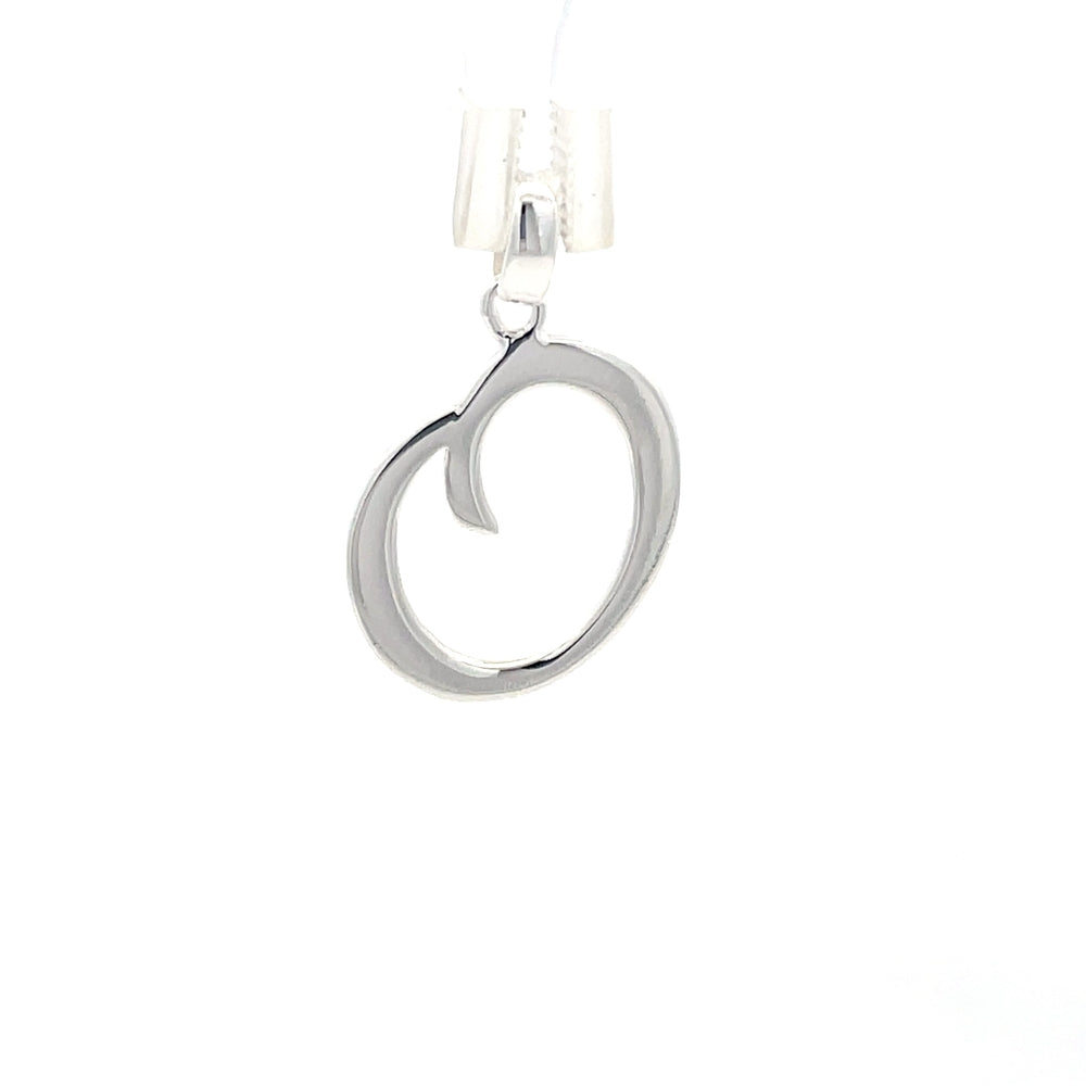 Anhänger mit dem Buchstaben „O“ aus 925er Silber