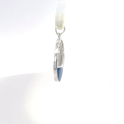 Runder Anhänger aus 925er Sterlingsilber mit Ozeanmotiv und blauer Harzveredelung