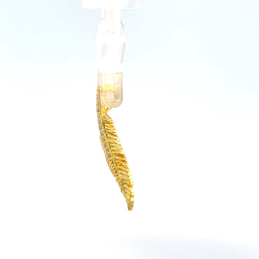 Federanhänger aus 925er Sterlingsilber und vergoldet mit Zirkonia-Verzierung