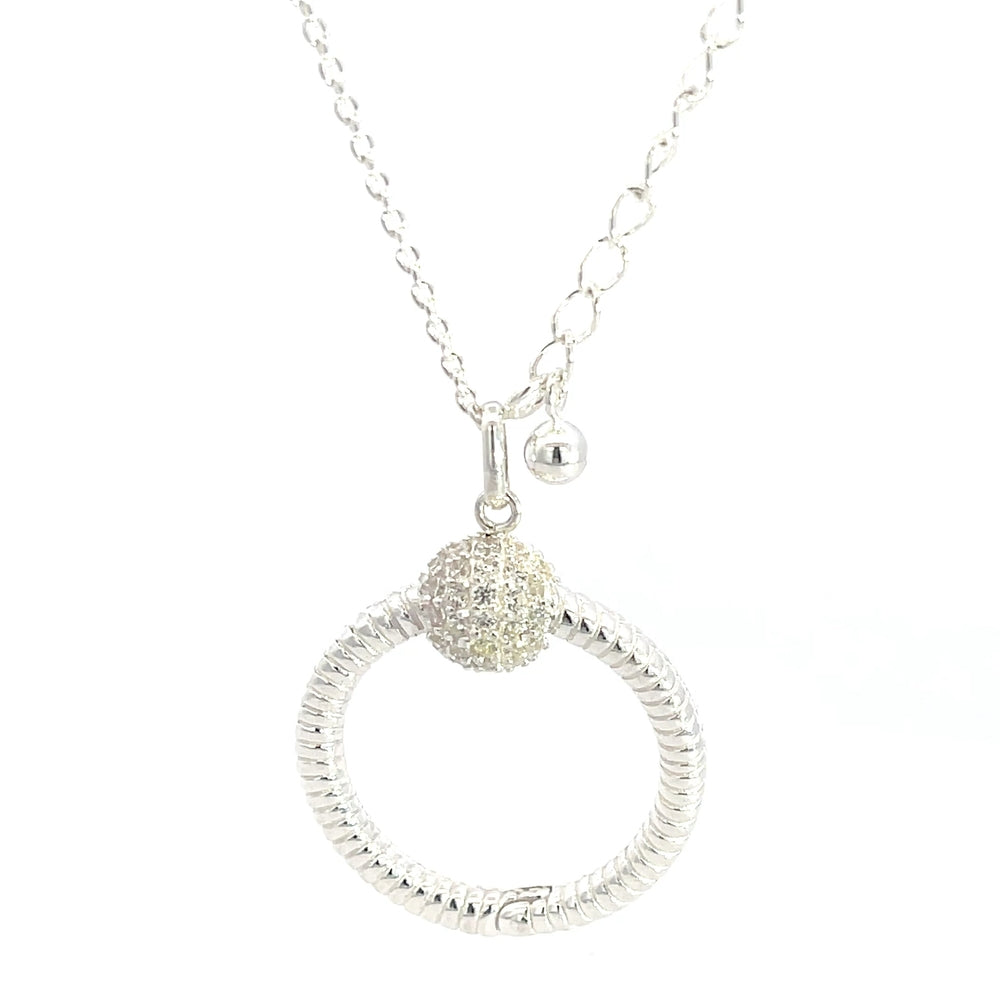 Halskette mit kreisförmigem Anhänger aus 925er Silber mit Emaille-Verzierungen