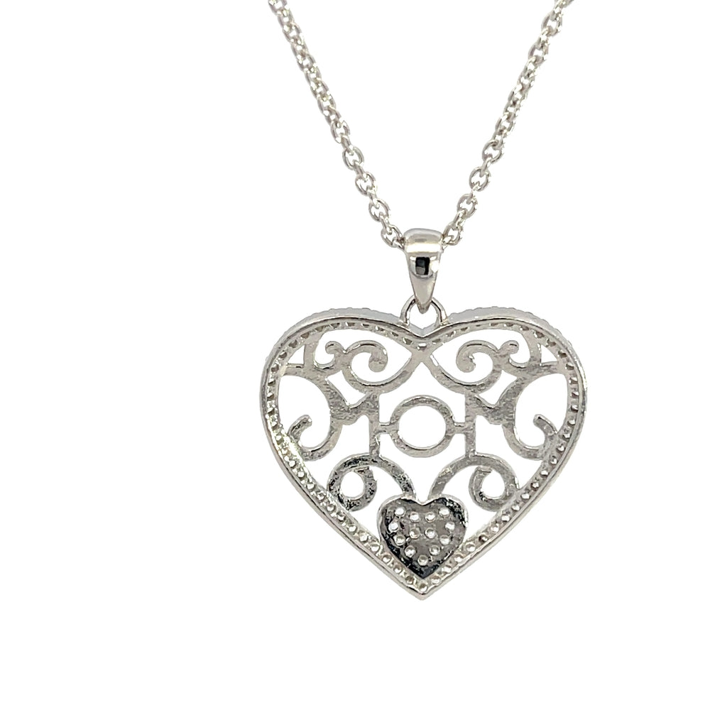 Herzanhänger-Halskette aus 925er Sterlingsilber mit Aussparungen