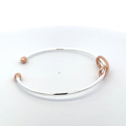 Offener Armreif aus 925er Sterlingsilber, rosévergoldet, mit Knotendesign