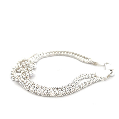 Doppellagiges Armband aus 925er Silber mit zentralem Knoten