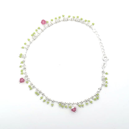 Fußkettchen aus 925er Silber mit grünen und rosa Perlen