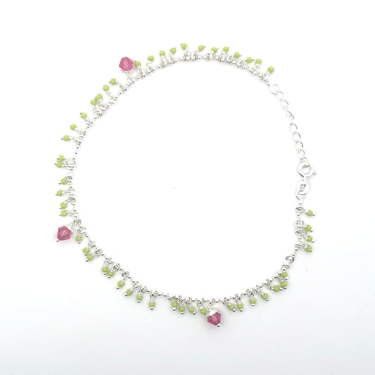 Fußkettchen aus 925er Silber mit grünen und rosa Perlen
