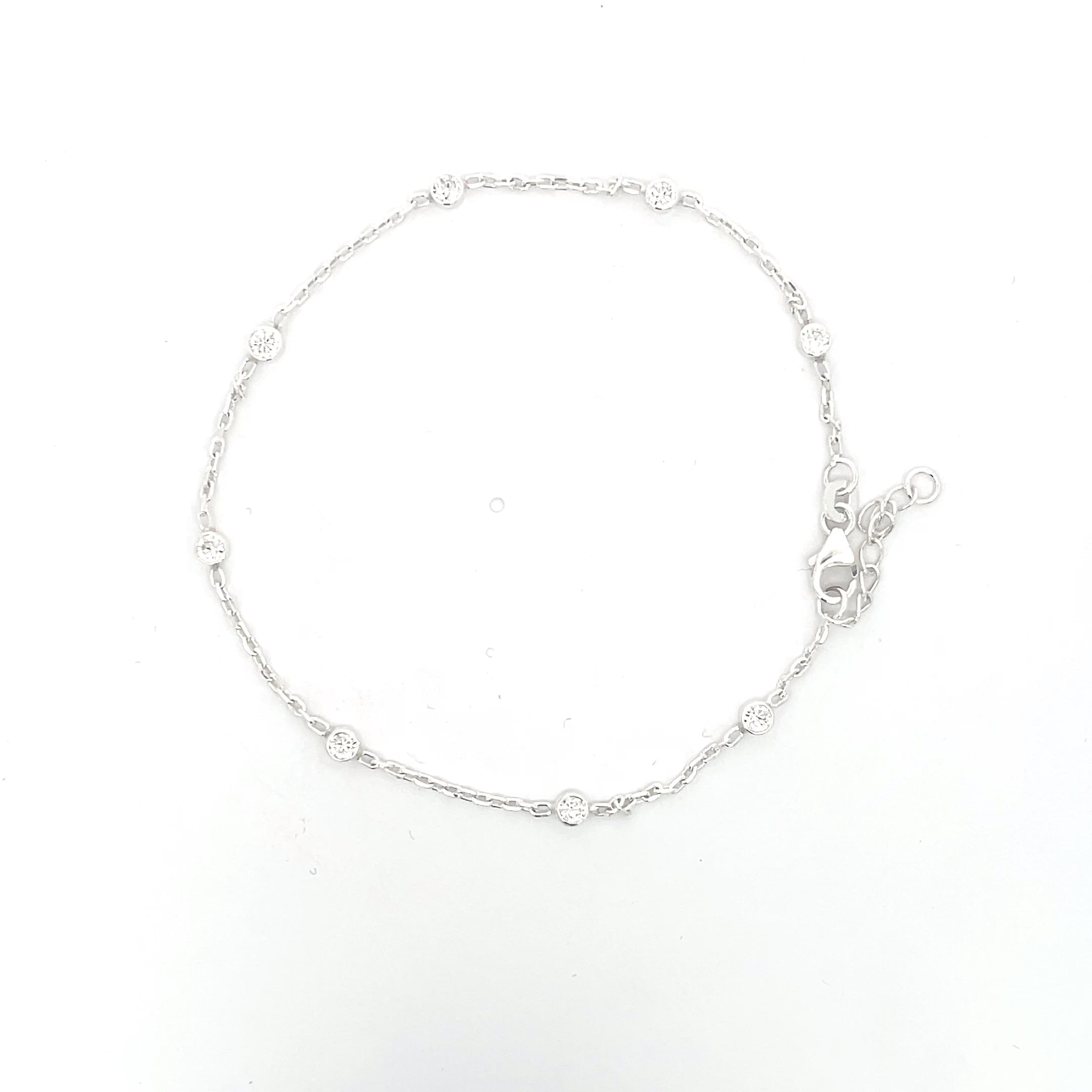 Fußkettchen aus 925er Silber mit unendlichem Glanz und Zirkonia-Solitär