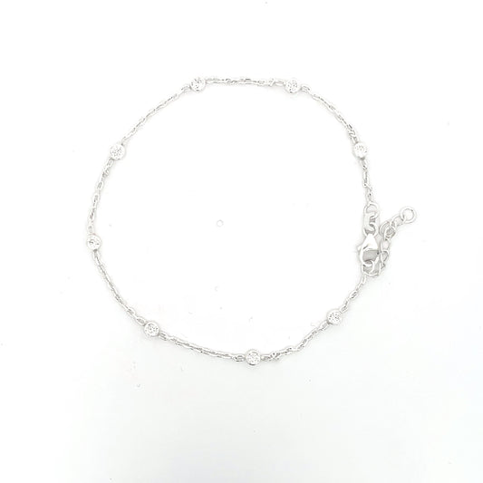 Fußkettchen aus 925er Silber mit unendlichem Glanz und Zirkonia-Solitär