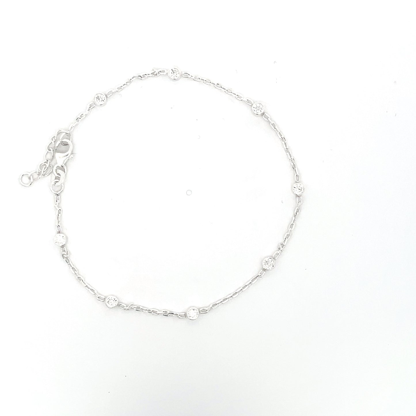 Fußkettchen aus 925er Silber mit unendlichem Glanz und Zirkonia-Solitär