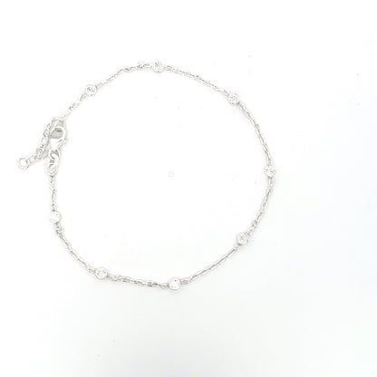 Fußkettchen aus 925er Silber mit unendlichem Glanz und Zirkonia-Solitär