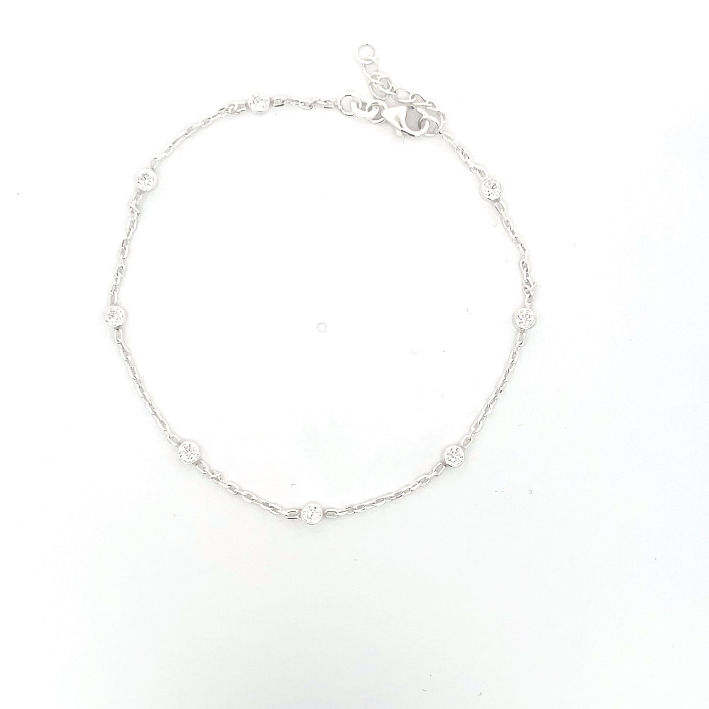 Fußkettchen aus 925er Silber mit unendlichem Glanz und Zirkonia-Solitär
