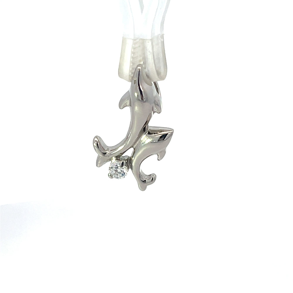 Delfinanhänger aus 925er Sterlingsilber mit Zirkonia-Akzent
