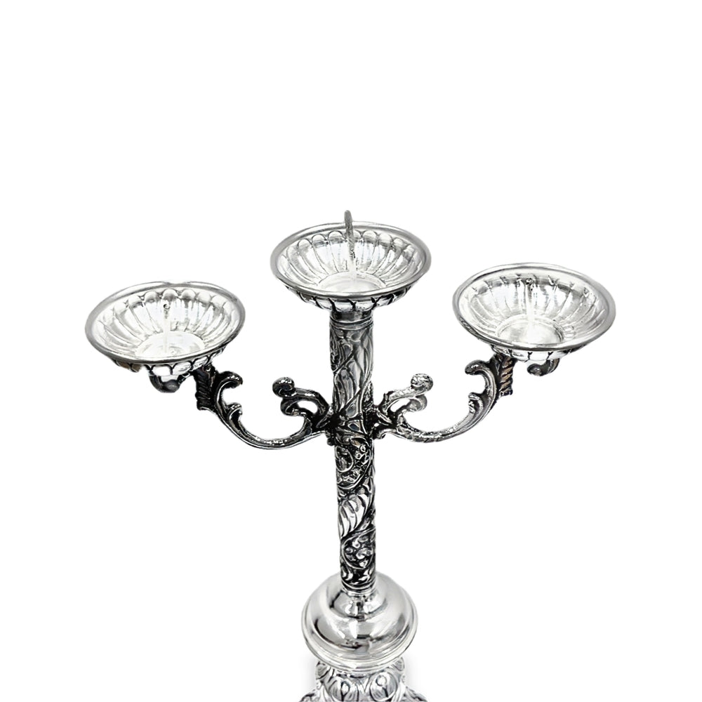 Kerzenständer aus 925er Sterlingsilber, antik oxidiert, mit 3 Armen und Blumenmuster