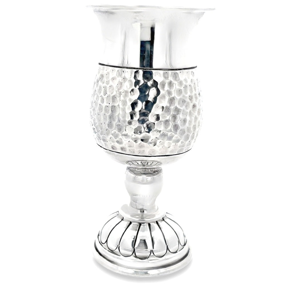 Trinkglas aus gehämmertem 925er Silber im Artisan-Stil, klein