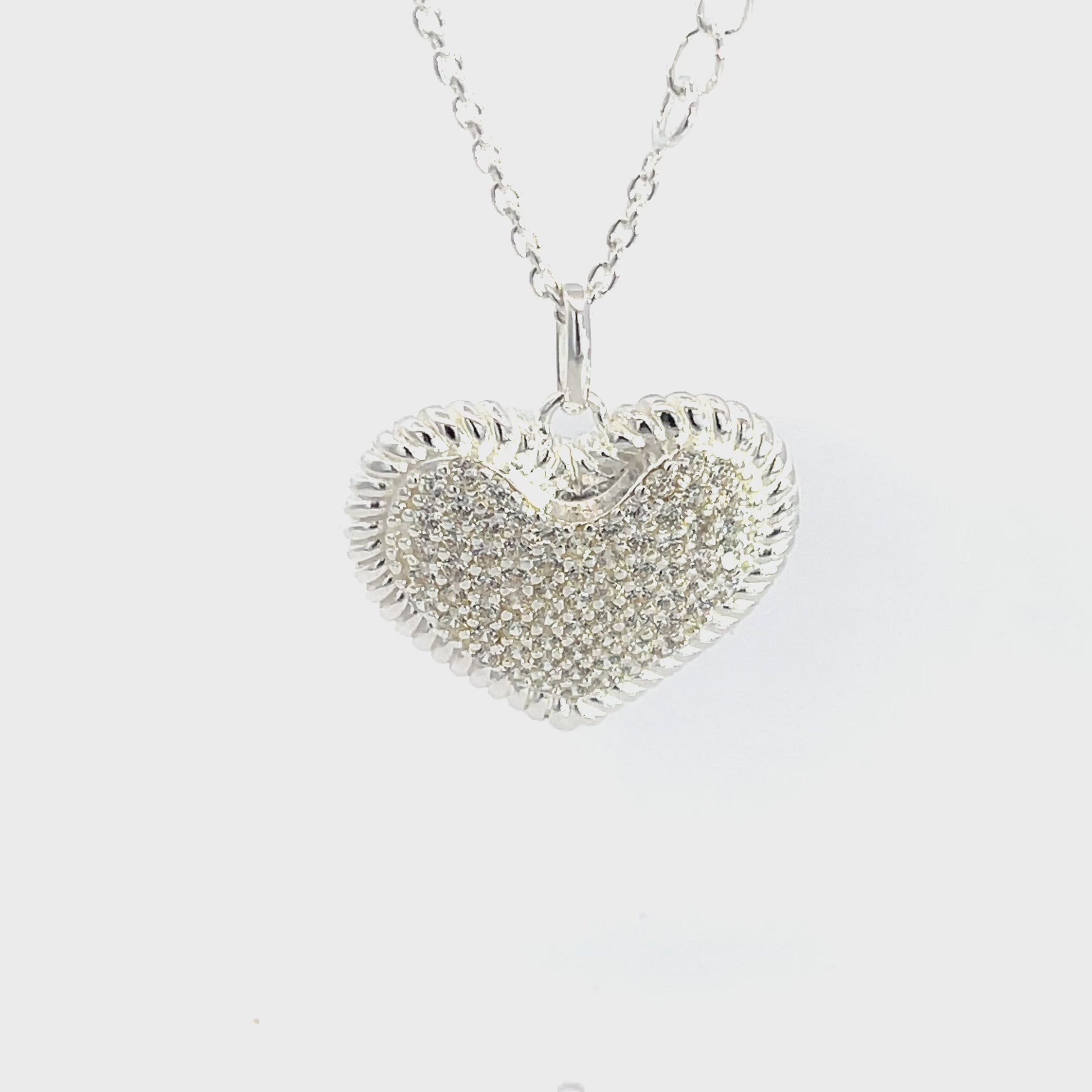 Halskette mit Herzanhänger aus 925er Sterlingsilber und Steinbesatz