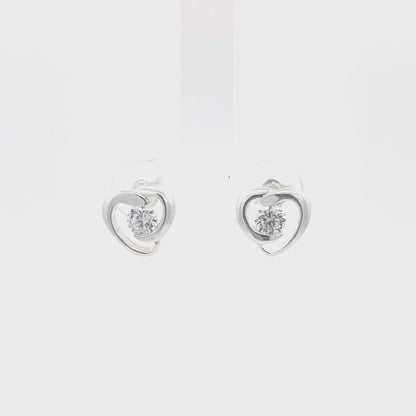 Herzförmige Ohrstecker aus 925er Silber mit Kristallen