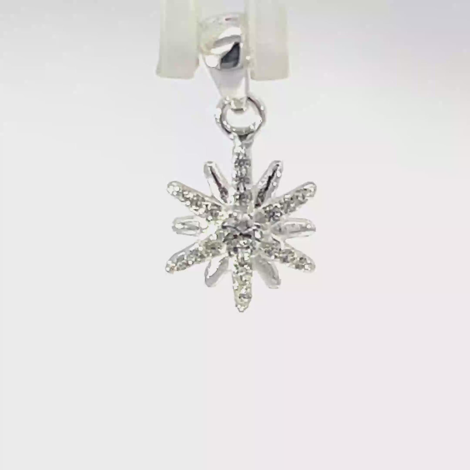 Halskette aus 925er Sterlingsilber mit Zirkonia-Sternenanhänger